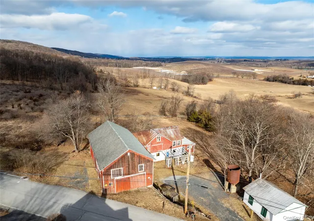 Photo 3 of Single family home for sale at 156 Mount Zion Rd, Marlboro, NY 12542 | MLS# 982800 | Listing updated on 2026-04-10