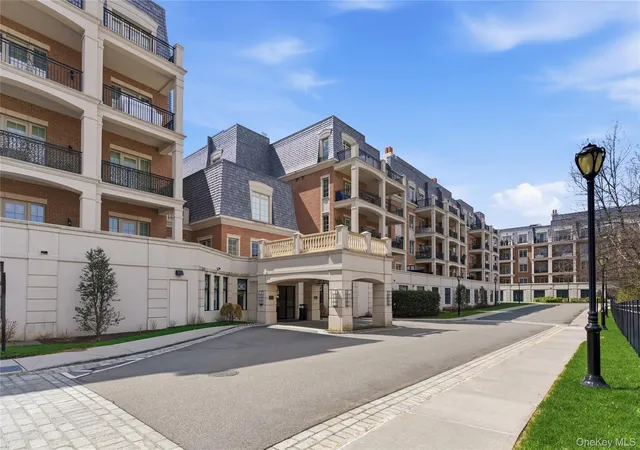 2nd image of 3000 Royal Ct #3102, New Hyde Park, NY 11040 | MLS# 982822