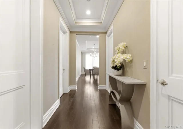 4th image of 3000 Royal Ct #3102, New Hyde Park, NY 11040 | MLS# 982822