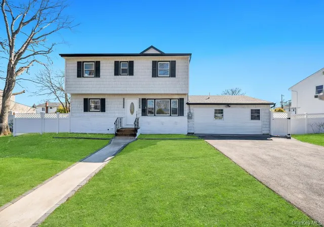 Photo 1 of Sale Pending at 90 30th Street, Copiague, NY 11726 | MLS# 982838 | Listing updated on 2026-09-19