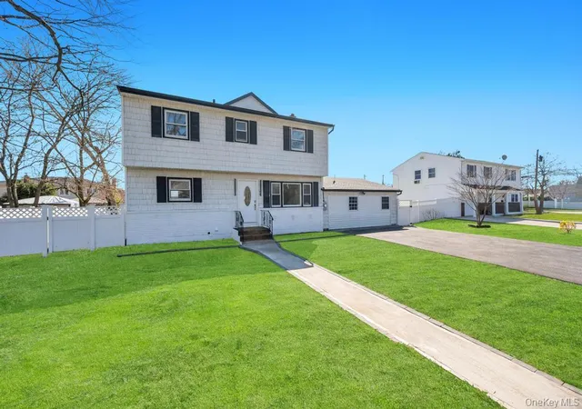 Photo 2 of Sale Pending at 90 30th Street, Copiague, NY 11726 | MLS# 982838 | Listing updated on 2026-09-19