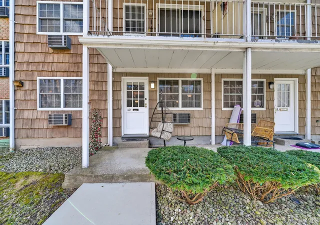 4th image of 1840 Crompond Rd, Peekskill, NY 10566