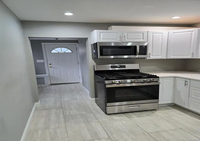 5th image of 261 Rutland Rd, Hempstead, NY 11520 | MLS# 982873