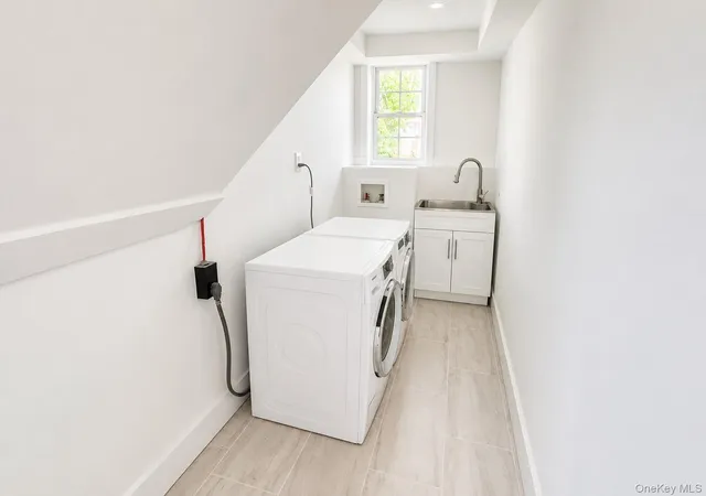 47th image of 449 W Beech St, Long Beach, NY 11561 | MLS# 982920