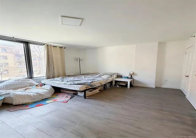5th image of 14427 Sanford Ave #2P, Flushing, NY 11355 | MLS# 982972