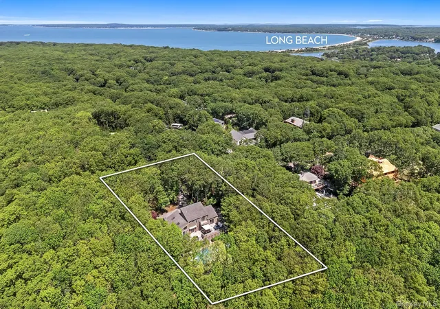 Photo 2 of Sale Pending at 76 Is View Dr W, Southampton, NY 11963 | MLS# 982978 | Listing updated on 2026-09-06