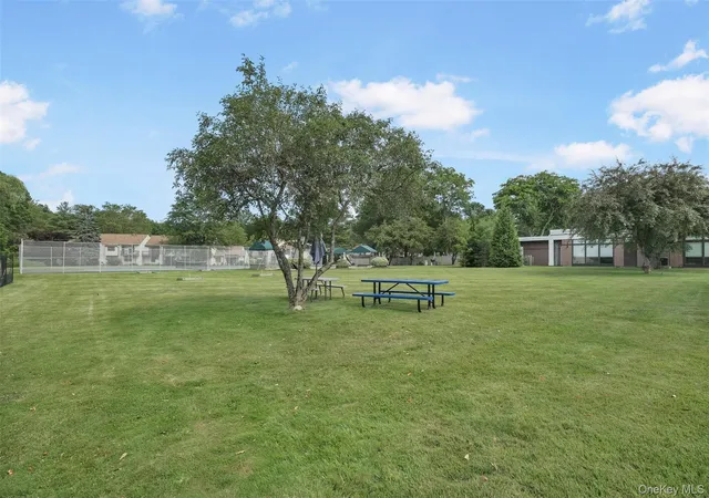 2nd image of 51 Jefferson Oval, Yorktown, NY 10598