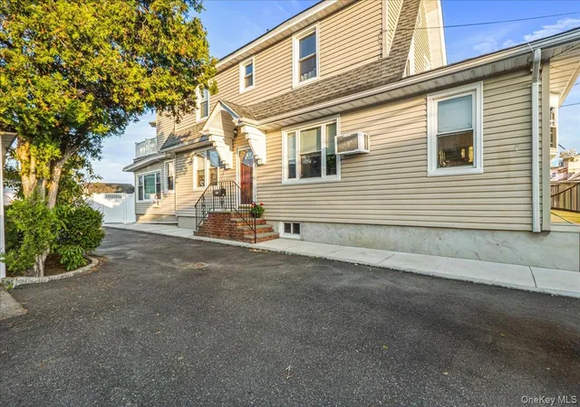 Photo 3 of Single family home for sale at 3451 Bay Front, Hempstead, NY 11510 | MLS# 983010 | Listing updated on 2026-08-29