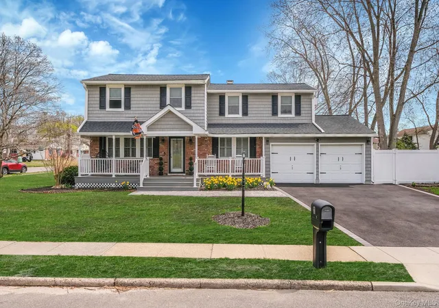 2nd image of 1 Hooper Ct, Port Jefferson Station, NY 11776 | MLS# 983047
