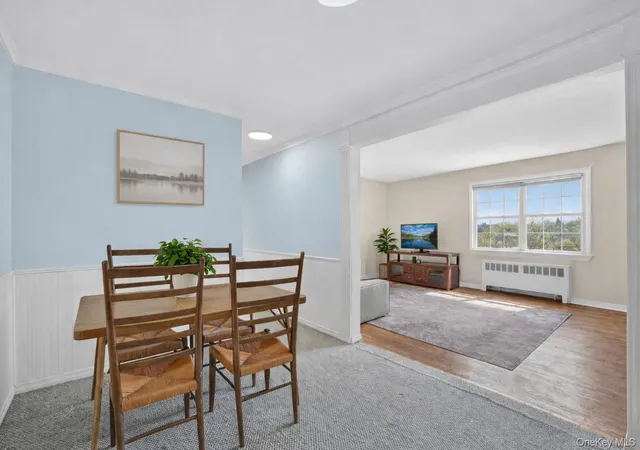 Listing Photo 3 - Condo for sale in building located at 37 Fieldstone Dr, Greenburgh, NY 10522 - Unit #E4