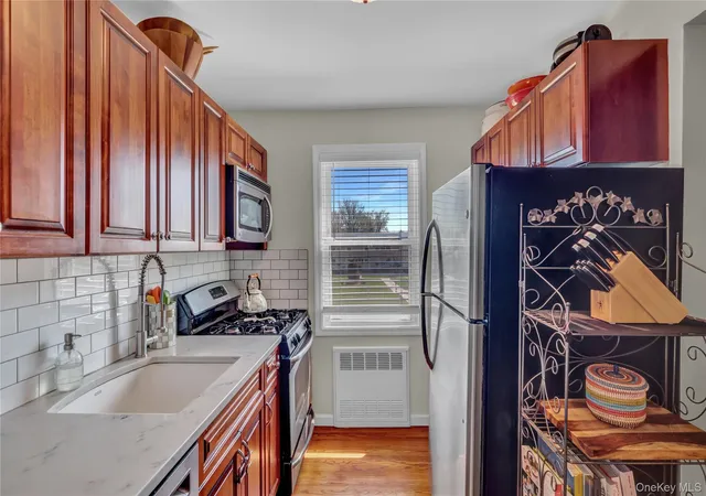 5th image of 251-21 71St Rd, Hempstead, NY 11426