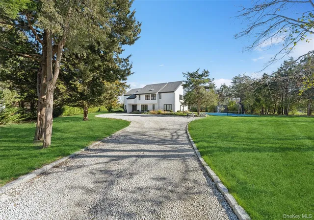 Photo 3 of Single family home for sale at 32 Tanners Neck Ln, Westhampton, NY 11977 | MLS# 983072 | Listing updated on 2026-04-16