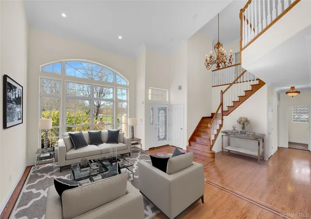5th image of 177 Hamlet Dr, Brookhaven, NY 11766 | MLS# 983079