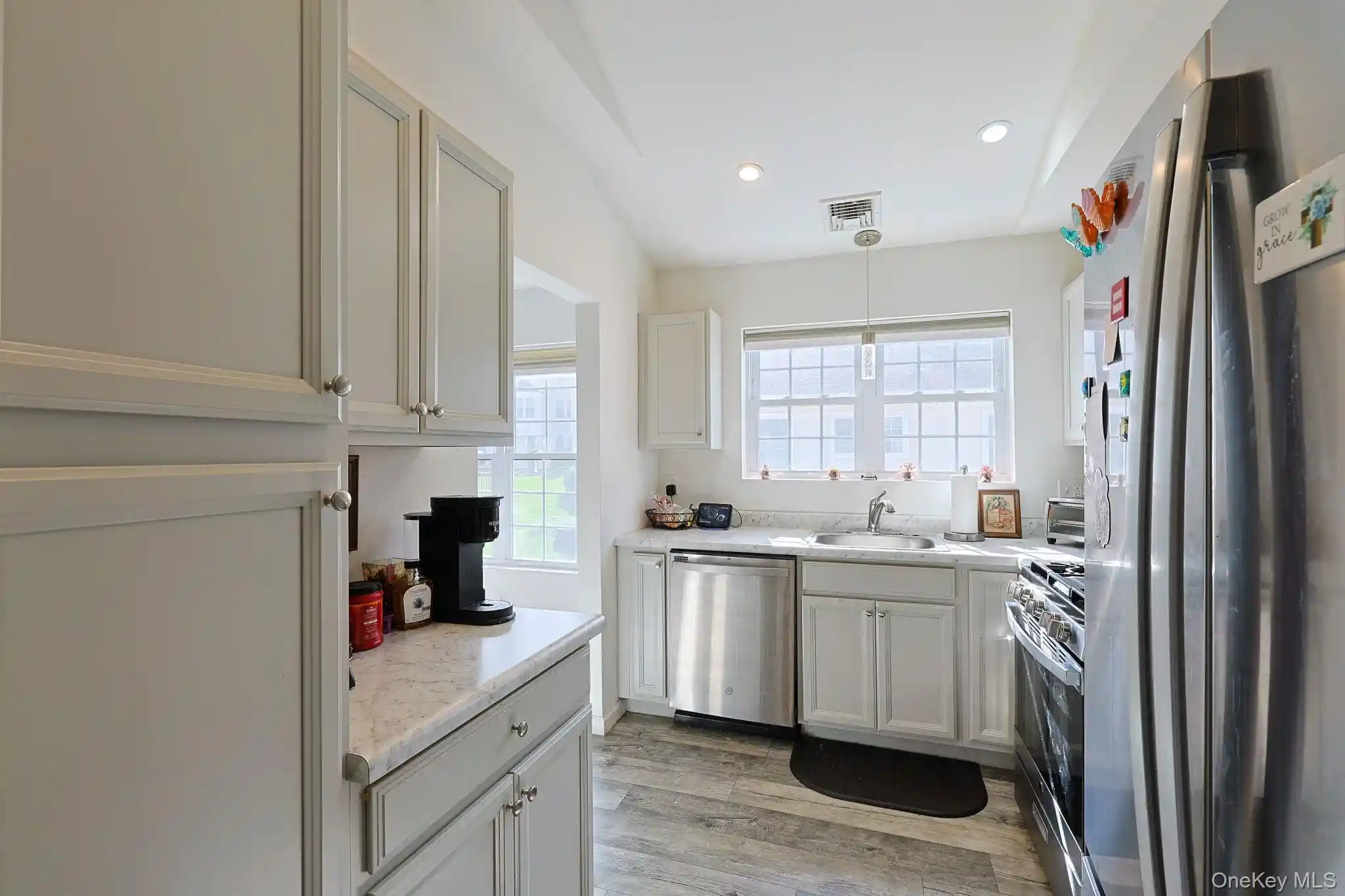 Listing Photo 2 - Condo for sale in 1311 Whispering Hls located at 1311 Whispering Hls, Chester, NY 10918 - Unit 1311 Whispering Hills