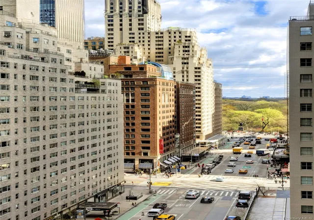 Photo 3 of Sale Pending at 77 W 55th Street #15G, New York, NY 10019 | MLS# 983154 | Listing updated on 2026-07-18