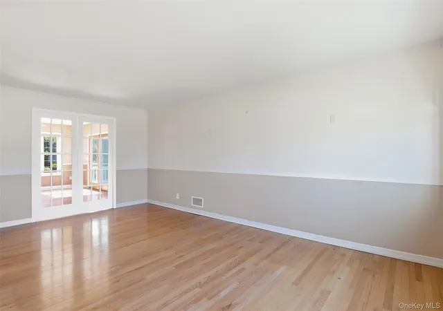 4th image of 2295 3Rd St, Hempstead, NY 11554 | MLS# 983167
