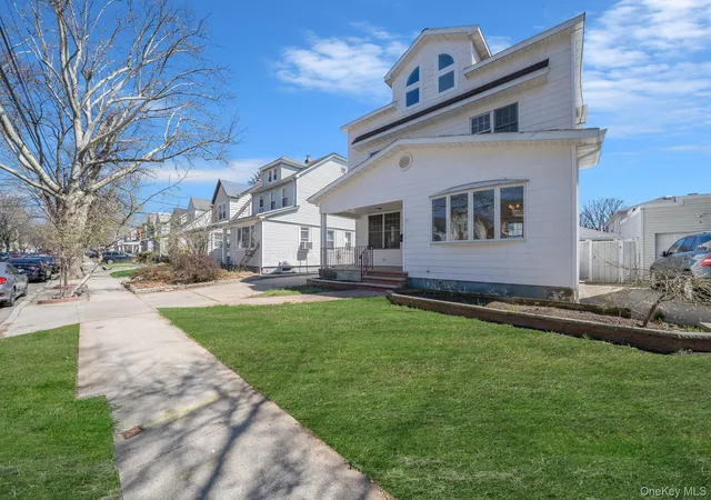 3rd image of 8933 238Th St, Bellerose, NY 11426 | MLS# 983171