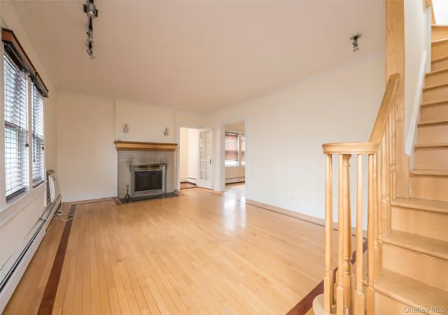 4th image of 61 Roundhill Dr, Yonkers, NY 10710 | MLS# 983194