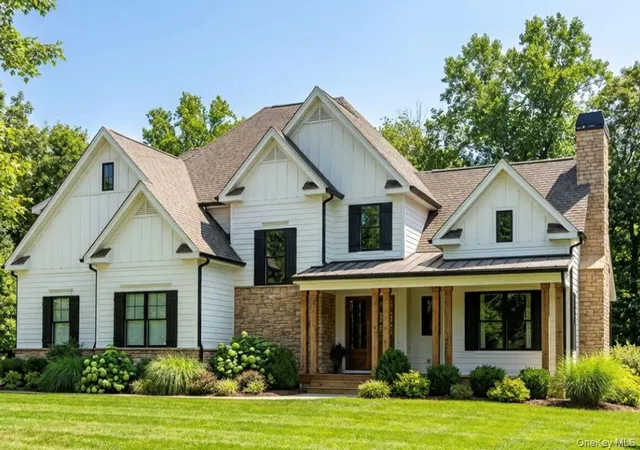 2nd image of 26 Kimlin Ct, Poughkeepsie (town), NY 12603 | MLS# 983257