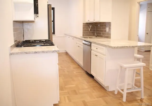Listing Photo 2 - Condo for sale in building located at 50 White Oak St, New Rochelle, NY 10801 - Unit #1C