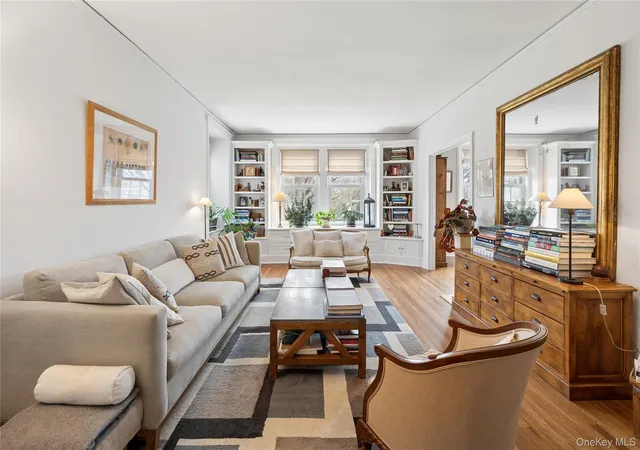 1st image of 9 Tanglewylde Ave #4B, Bronxville, NY 10708 | MLS# 983302