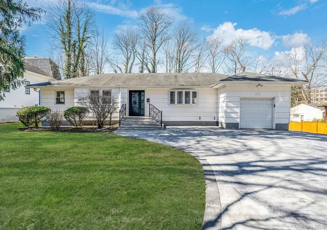 Photo 1 of Single family home for sale at 45 Roslyn Rd, Roslyn Heights, NY 11577 | MLS# 983379 | Listing updated on 2026-09-22