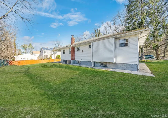 Photo 3 of Single family home for sale at 45 Roslyn Rd, Roslyn Heights, NY 11577 | MLS# 983379 | Listing updated on 2026-09-22