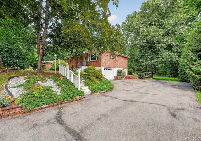 Photo 4 of Sale Pending at 9 Archery Rd, Newburgh (town), NY 12550 | MLS# 983402 | Listing updated on 2026-09-12