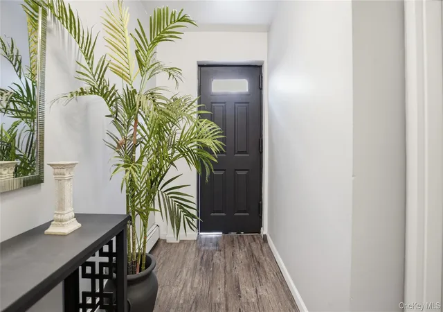 Photo 3 of Sale Pending at 253 Cornelia St, Brooklyn, NY 11221 | MLS# 983435 | Listing updated on 2026-05-21