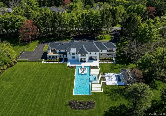 Photo 1 of Mansion for sale at 30 Evans Dr, Glen Head, NY 11545 | MLS# 983498 | Listing updated on 2026-08-22