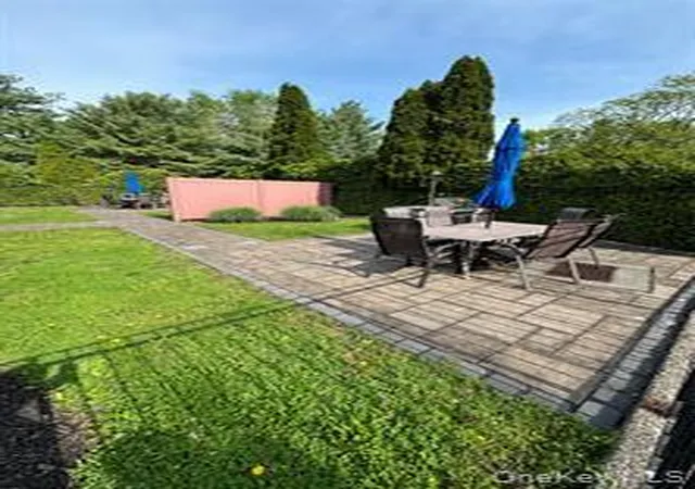 Homes for sale in Poughkeepsie, NY | 150 Rinaldi Boulevard, Poughkeepsie, NY 12601 | Houzeo