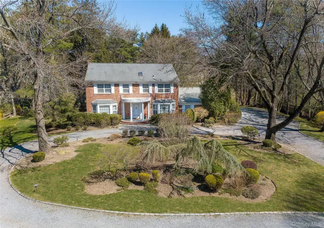 Photo 1 of Sale Pending at 18 Quaker Ridge Dr, Glen Head, NY 11545 | MLS# 983513 | Listing updated on 2026-09-19