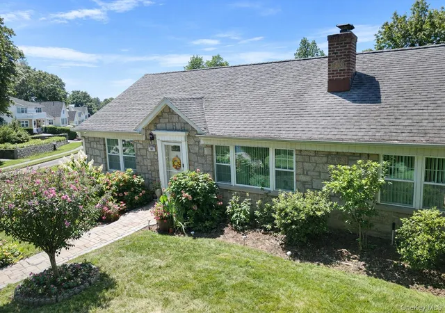 3rd image of 653 Odell Ave, Yonkers, NY 10710 | MLS# 983643
