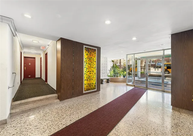 Homes for sale in Mount Vernon, NY | 600 Locust St #3G, Mount Vernon, NY 10552 | MLS# 983702