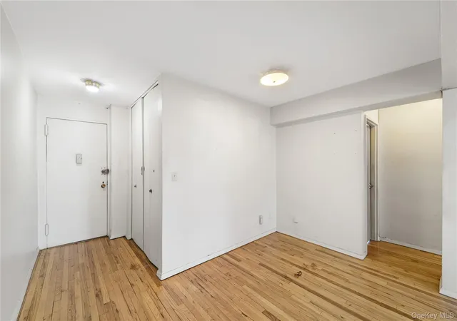 Homes for sale in Mount Vernon, NY | 600 Locust St #3G, Mount Vernon, NY 10552 | MLS# 983702