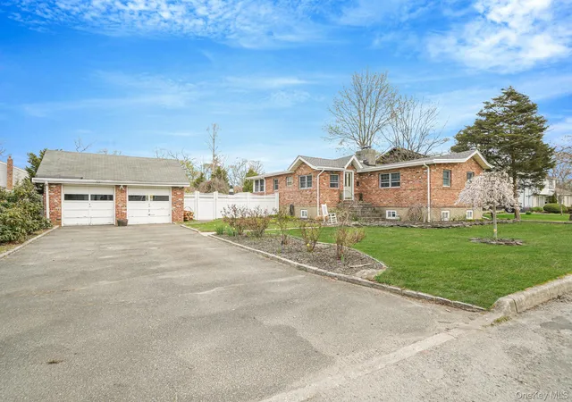 1st image of 229 4th St, Smithtown, NY 11780 | MLS# 983758