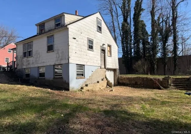 Photo 3 of Sale Pending at 1075 Spillway Rd, Yorktown, NY 10588 | MLS# 983759 | Listing updated on 2026-09-19