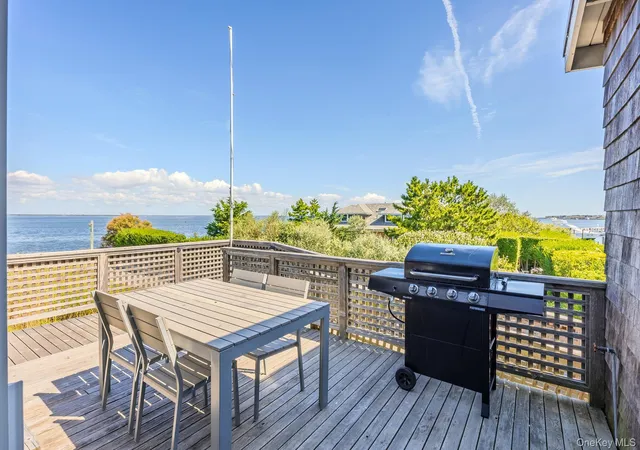 2nd image of 15 Dune Wy, Islip, NY 11770 | MLS# 983765