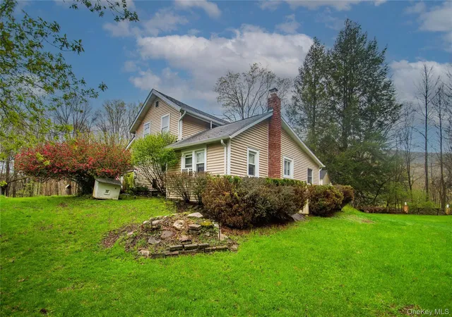 Photo 3 of Single family home for sale at 62 Thornton Rd, Mamakating, NY 12769 | MLS# 983777 | Listing updated on 2026-09-05