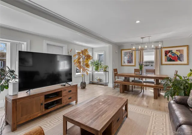 4th image of 3 William St, East Northport, NY 11731 | MLS# 983832