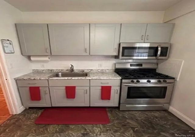 4th image of 230 Pelham Rd #2H, New Rochelle, NY 10805 | MLS# 983894