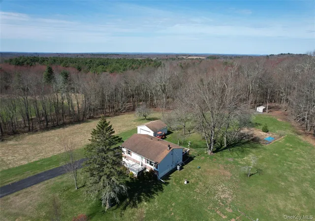 Photo 5 of Single family home for sale at 62 Pucky Huddle Rd, Bethel, NY 12720 | MLS# 983902 | Listing updated on 2026-06-09