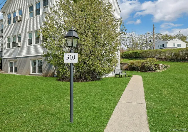Listing Photo 3 - Condo for sale in building located at 310 Manville Rd, Mount Pleasant, NY 10562 - Unit #S4