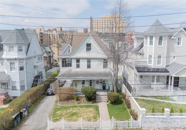 Homes for sale in Mount Vernon, NY | 132 Park Ave, Mount Vernon, NY 10550 | MLS# 983925