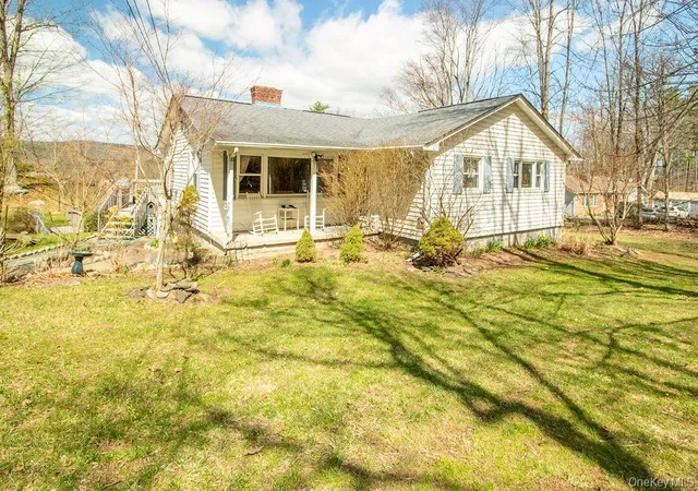 Homes for sale in Wawarsing, NY | 4 Old Plank Rd, Wawarsing, NY 12428 | MLS# 983932