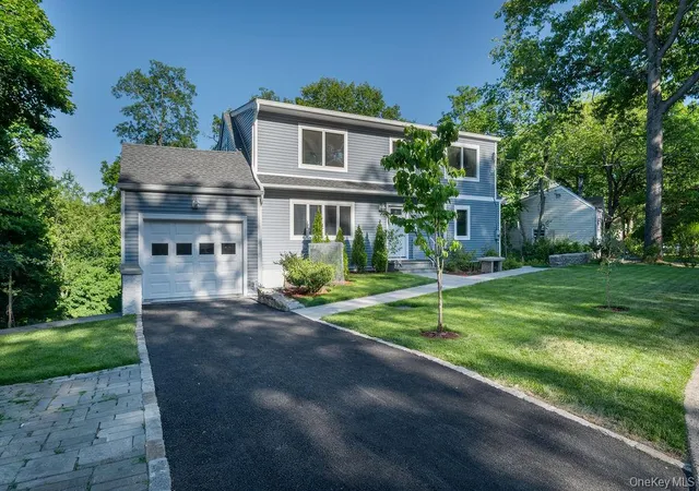 2nd image of 22 Oxford Rd, Hastings On Hudson, NY 10706 | MLS# 983951