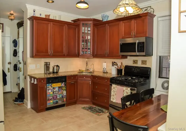 Listing Photo 1 - Condo for sale in The Bristol located at 78-14 Austin St, New York, NY 11375 - Unit #5-E