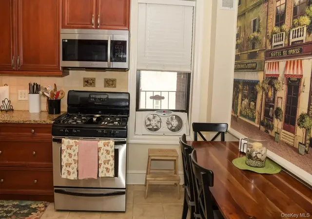 Listing Photo 2 - Condo for sale in The Bristol located at 78-14 Austin St, New York, NY 11375 - Unit #5-E