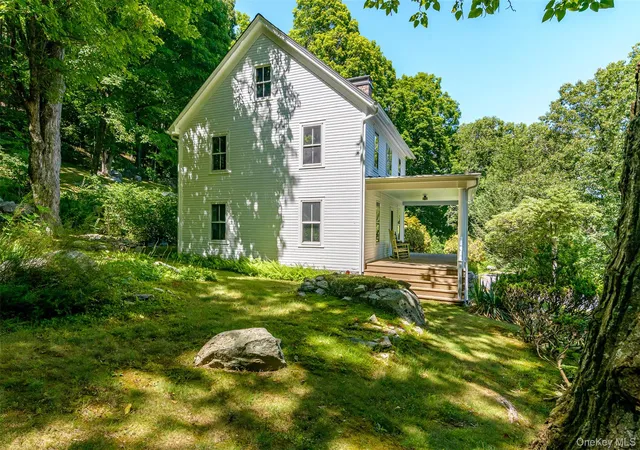 Photo 2 of Single family home for sale at 635 Long Pond Rd, Carmel, NY 10541 | MLS# 984036 | Listing updated on 2026-10-04