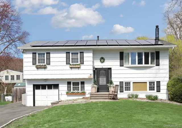Photo 1 of Sale Pending at 27 Eastlake Dr, Haverstraw, NY 10984 | MLS# 984069 | Listing updated on 2026-07-16